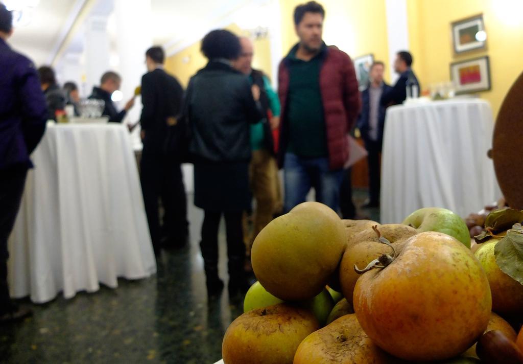 Hotel Madrid Bierzo ポンフェラダ エクステリア 写真